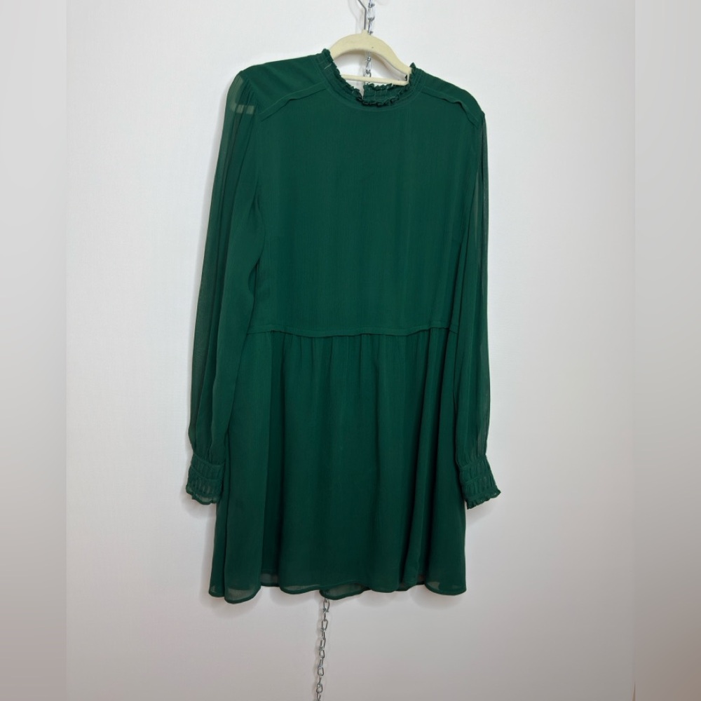 Sezane 100% silk green dress size 38/M - Picture 2 of 10